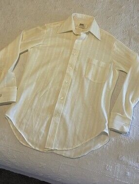Vintage 1970s Montgomery Ward men's disco dress shirt, Size 14.5